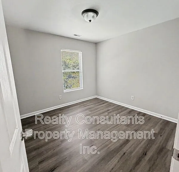 2717 Forest Grove Ct — Photo 20