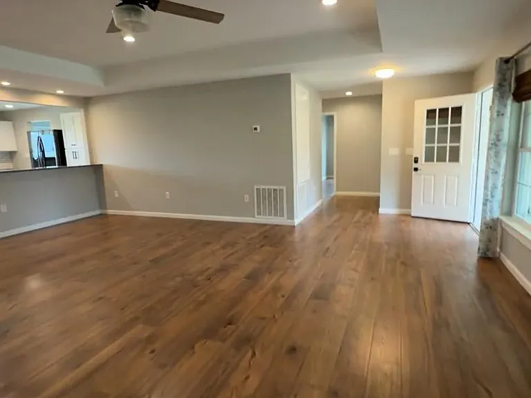 6910 S Mallard Dr — Photo 4