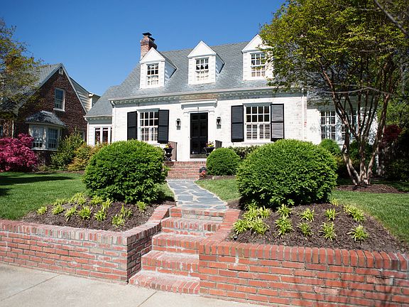 2nd image of 134 Westmoreland St