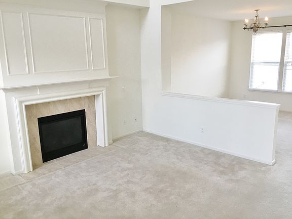 3rd image of 7855 Newbury Dr