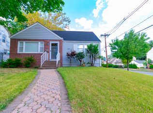 284 Continental Ave, River Edge, NJ 07661