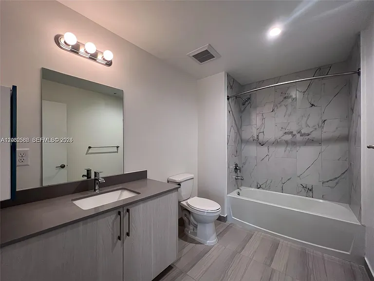 26720 Old Dixie Hwy #211 — Photo 9