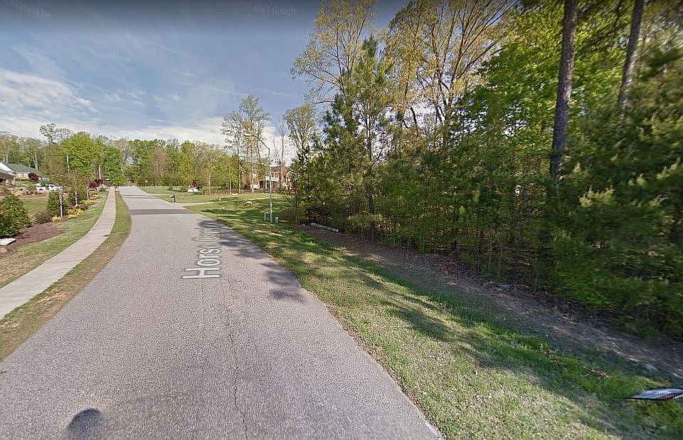 1st image of Horse Carriage Ln