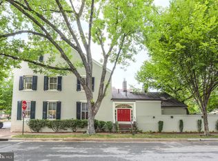 229 S Payne St, Alexandria, VA 22314