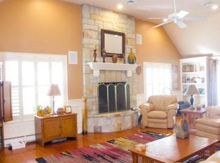 5 Leah Dr, Rockland, MA 02370