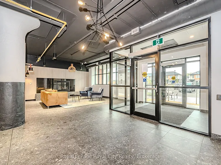 120 Huron St #115 — Photo 3