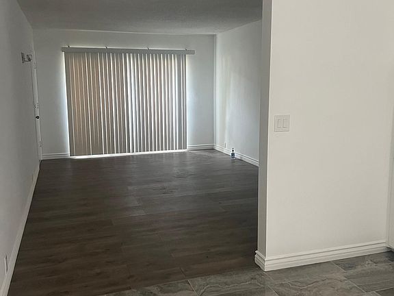 5th image of 55 Hurlbut St