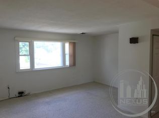 174 Francis Ave APT 3B, Pawtucket, RI 02860