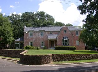 109 Montgomery Dr, Henderson, TX 75654