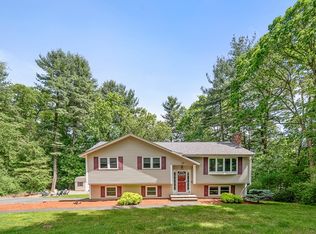 30 Northgate Rd, Tewksbury, MA 01876