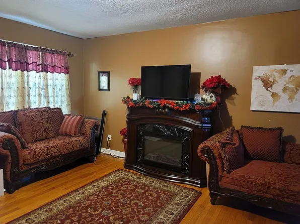 1435 Green Circle Dr, Gastonia, NC 28054