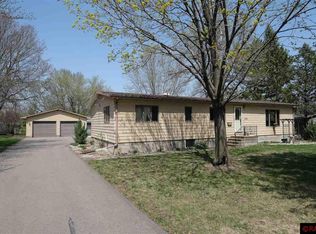 304 Maple St, Cleveland, MN 56017