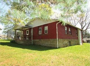 104 Summit St, Spencer, WV 25276