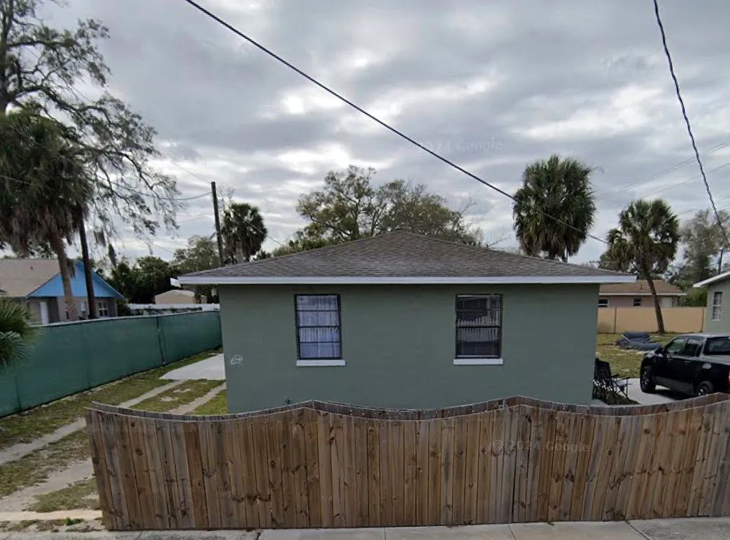714 Texas Ave — Photo 1