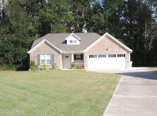 109 Falcon Landing Ct, New Bern, NC 28560