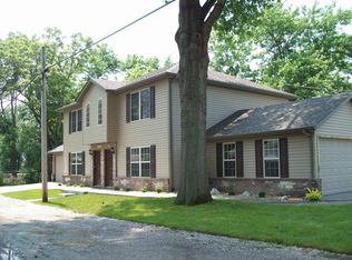 108 Barnsback St #B, Troy, IL 62294