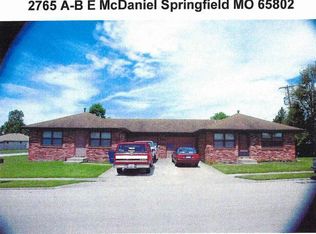 2765 E McDaniel St, Springfield, MO 65802