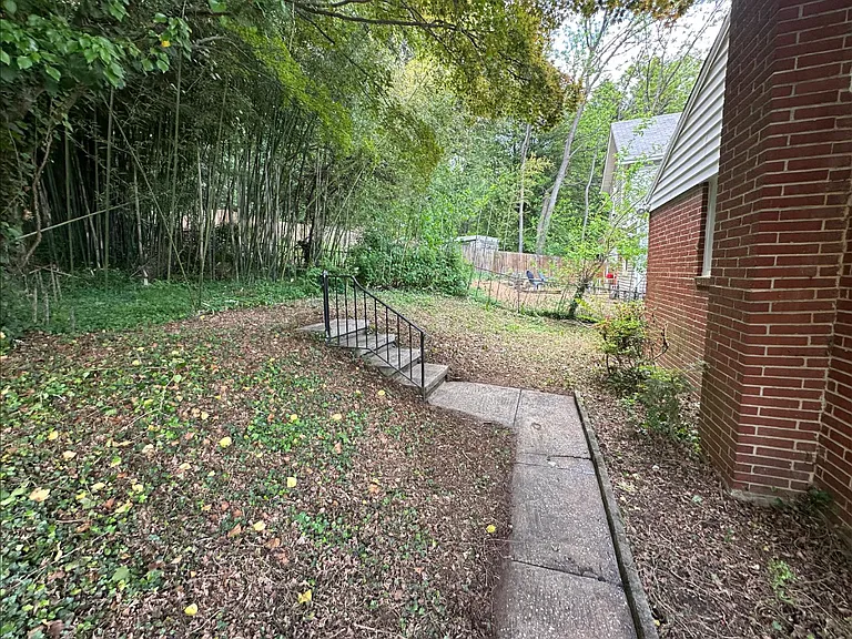 6202 Everall Ave — Photo 27