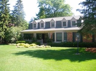 74 Grosse Pines Dr, Rochester Hills, MI 48309