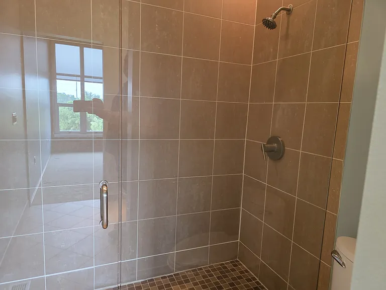 448 W Nationwide Blvd #421 — Photo 9