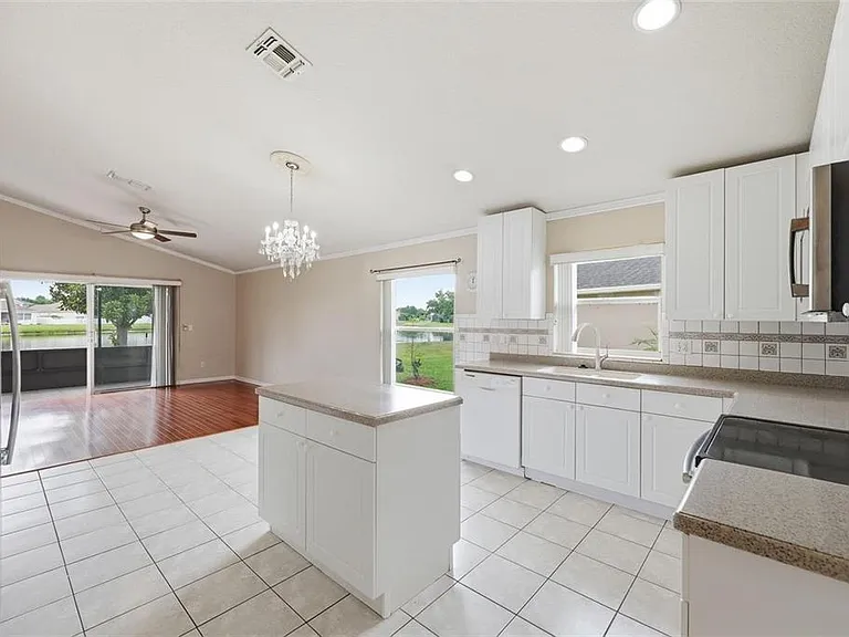 2819 Maguire Dr — Photo 13