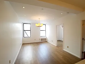 250 Manhattan Avenue, #4B