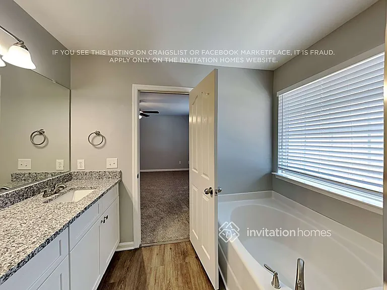 1149 Woodwinds Dr — Photo 16