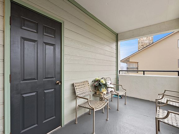 5th image of 354 E Holly Ridge Rd Unit 301