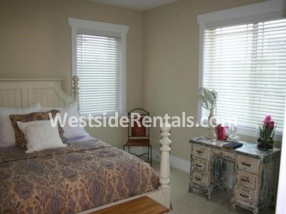 2nd image of 812 N Irena Ave