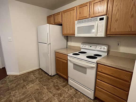 5th image of 500 Marshall Ct Unit 1