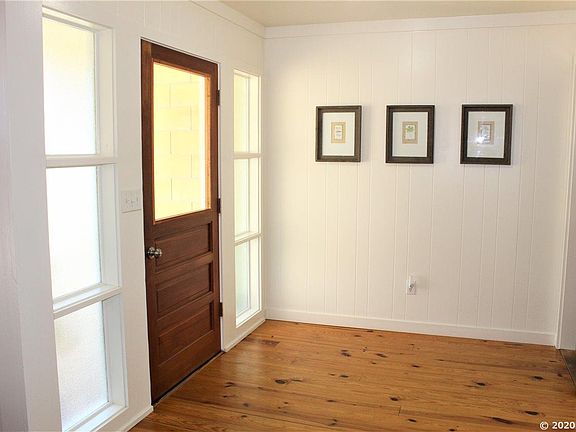 2nd image of 23279 NW 200th Ln