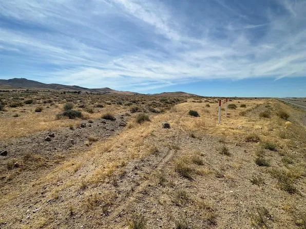 5020/5050 Esther Ave, Silver Springs, NV 89429