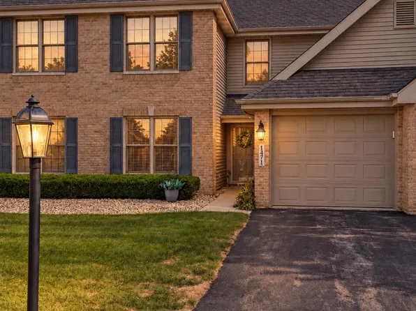 1471 Lakewood Ln, Schererville, IN 46375