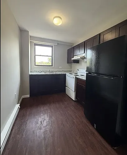 1113 Riverside Ave #4G Photo 1
