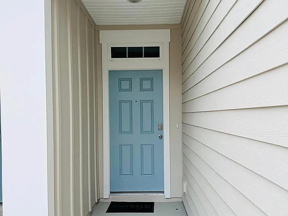 2nd image of 279 Pasarela Dr