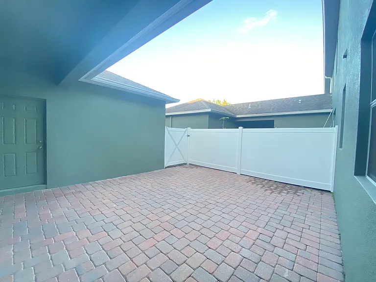 14849 Driftwater Dr — Photo 14