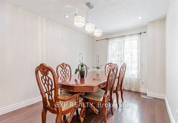 833 Scollard Ct #81 — Photo 6