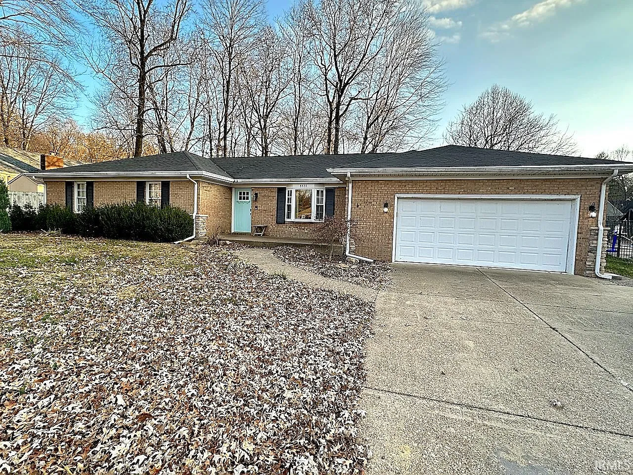 8833 Hickory Ln photo 1