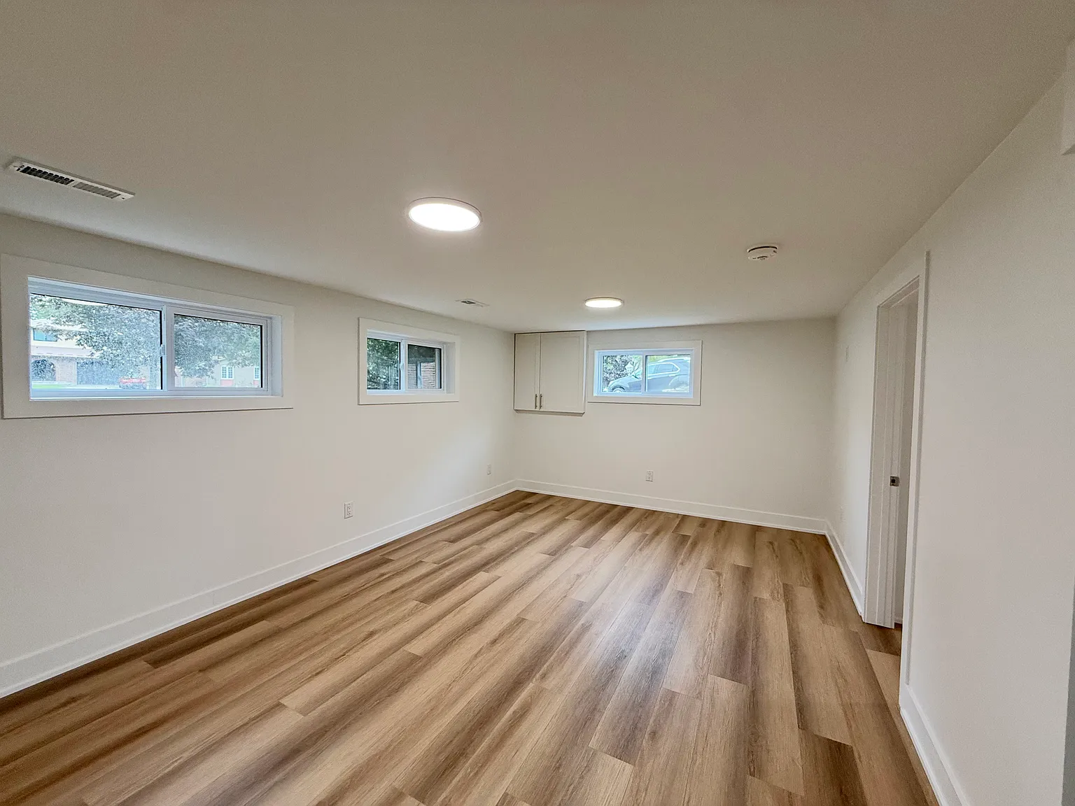 3-47 Sherwood Forest Trail ON L3C5X7 — Photo 3
