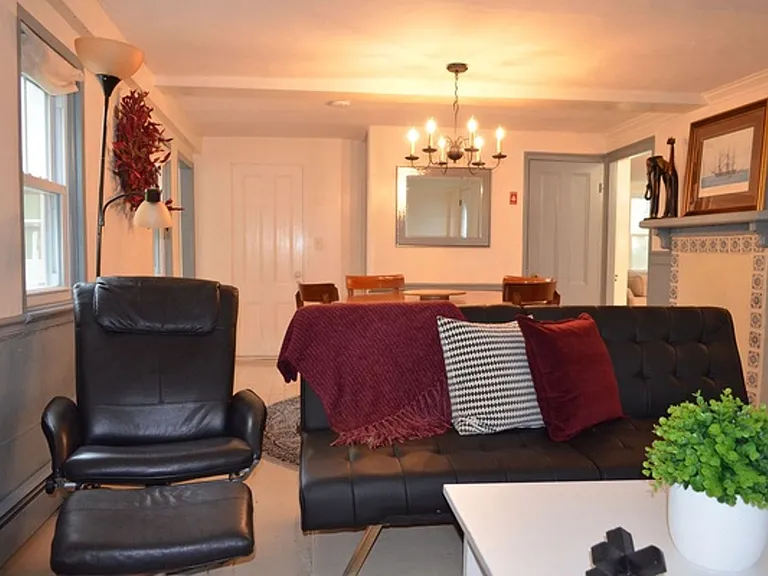 7 Granite St — Photo 4