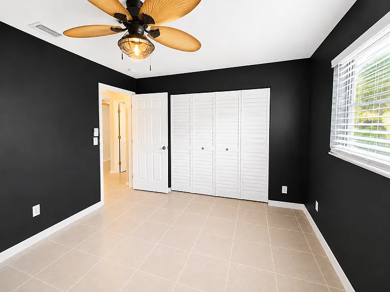 2478 NW Holiday Ct — Photo 14