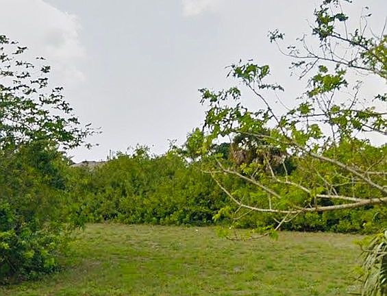 4th image of 504 SE 23rd Pl