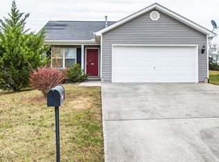 1226 Quiet Brook Ln, Knoxville, TN 37914