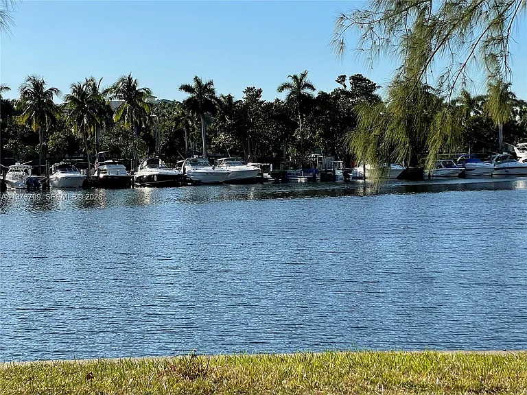 851 Three Islands Blvd #209 — Photo 35
