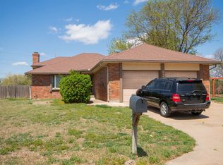 2533 N Claiborn Cir, Wichita, KS 67226