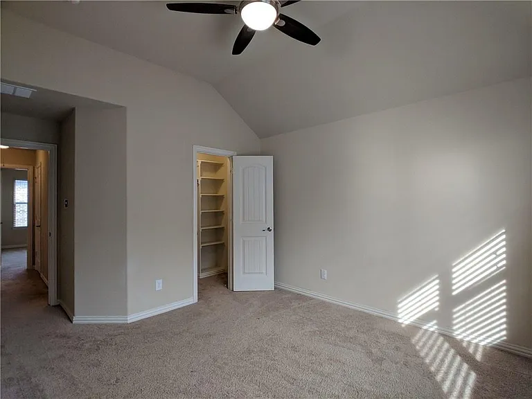 1824 Balboa Park Dr — Photo 21