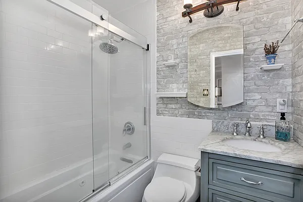 Sold by Compass | media 8