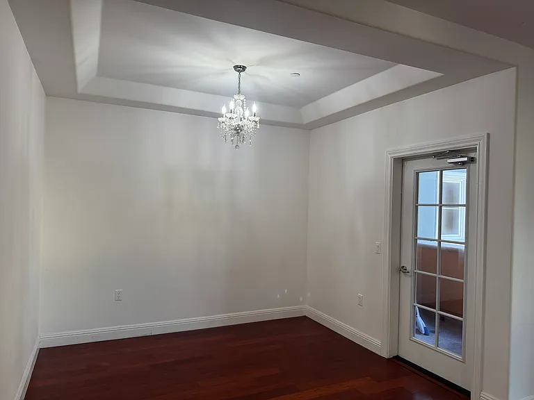 151 El Camino Real — Photo 9
