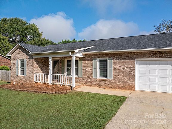 4th image of 2446 Ashford Dr