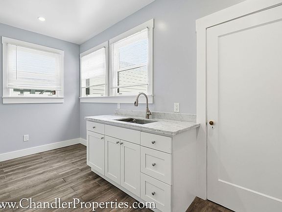 2nd image of 764 N Point St #12